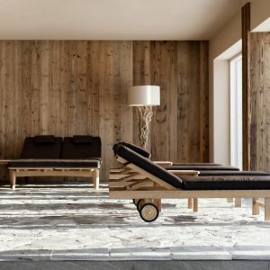 Dolomiti Val Gardena - AlpinaDolomites spa lettini - TheStyleLovers