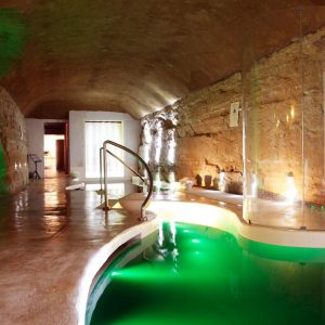 Langhe dove dormire. Relais San Maurizio grotta di sale - thestylelovers.com