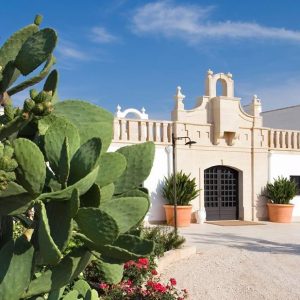 Polignano a Mare chic - Borgobianco masseria lusso - thestylelovers.com