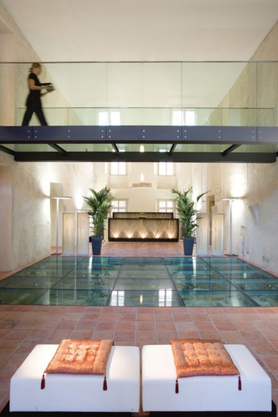 Praga Mandarin Oriental spa lobby - The Style Lovers
