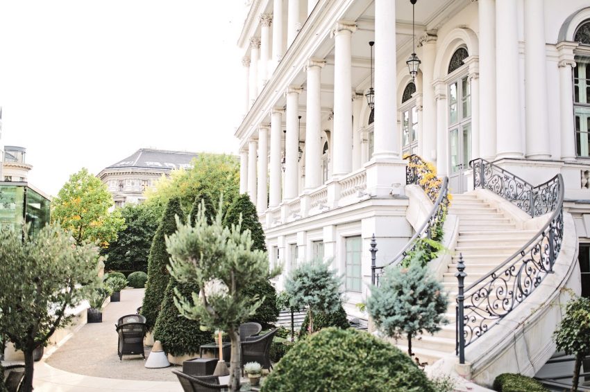 Vienna dove dormire. Palais Coburg Residenz esterno - thestylelovers.com