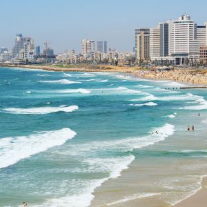 Visitare Tel Aviv in due giorni - mare spiaggia